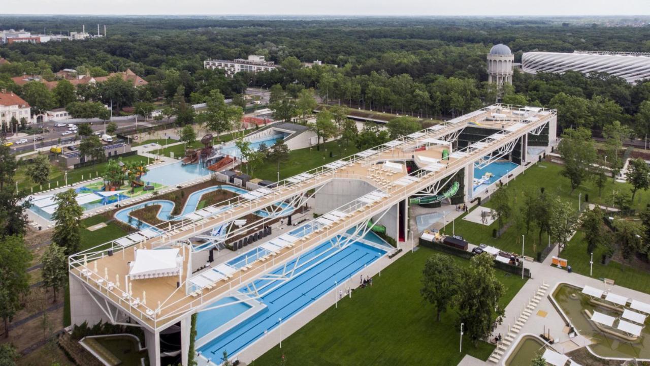 City Life Apartment Debrecen Esterno foto