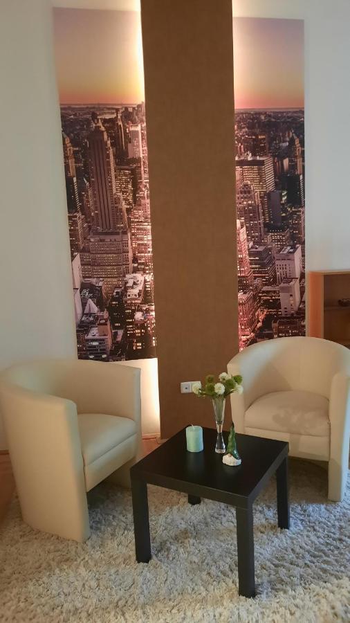 City Life Apartment Debrecen Esterno foto